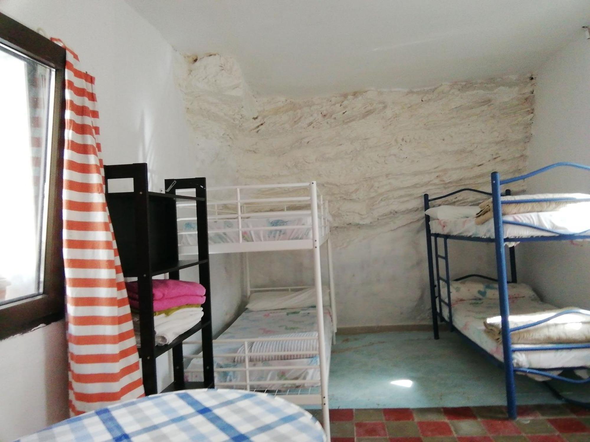 Surf House Playa Camping *
